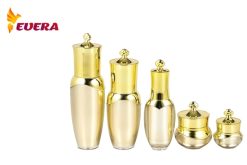 Cung cấp chai đựng mỹ phẩm thủy tinh, nắp xịt Evera